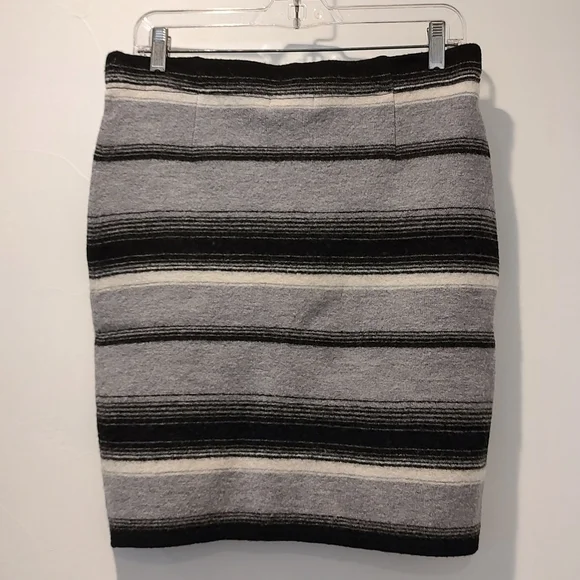 Toad&Co MERINO WOOL HEARTFELT SWEATER SKIRT, Heather Grey Ombre Stripe N…